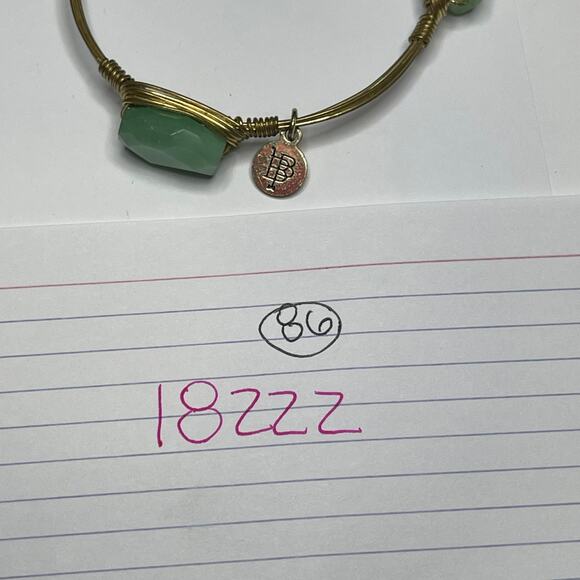 BOURBON & BOWETIES gold tone bracelet bangle mint green cut stone signed jewelry - Picture 7 of 7